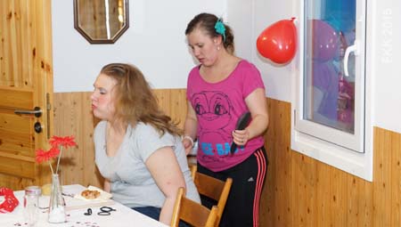 FKK15_253